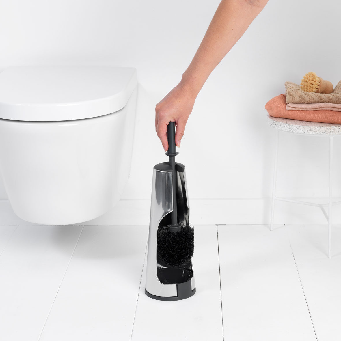 ReNew Toilet Accessory Set - toilet brush and holder, toilet roll holder and toilet roll dispenser - Brilliant Steel-7030