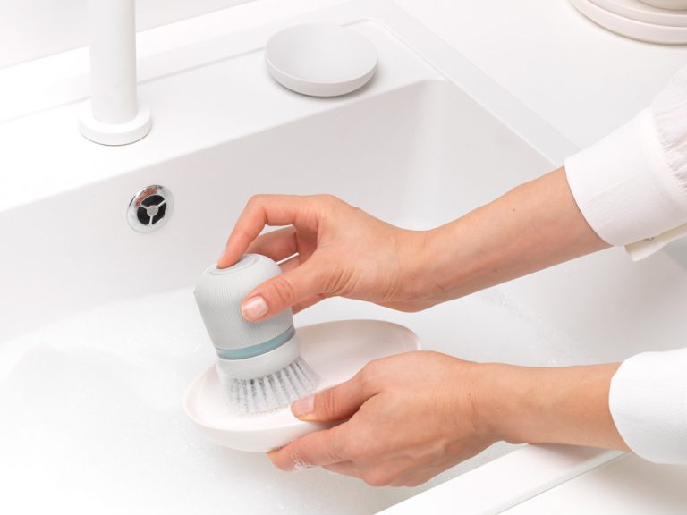 Soap Dispensing Dish Brush - Light Grey-6232